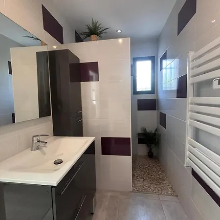 Charmante Avec Piscine *